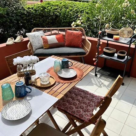 Apartment Beautiful Bright And Quiet 32 M