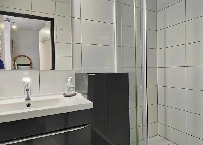 Beautiful Bright And Quiet 32 M Apartmán Fréjus