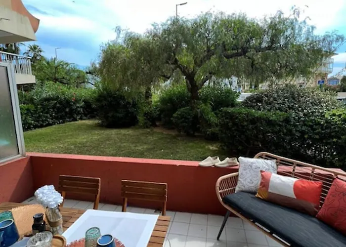 Beautiful Bright And Quiet 32 M Apartmán