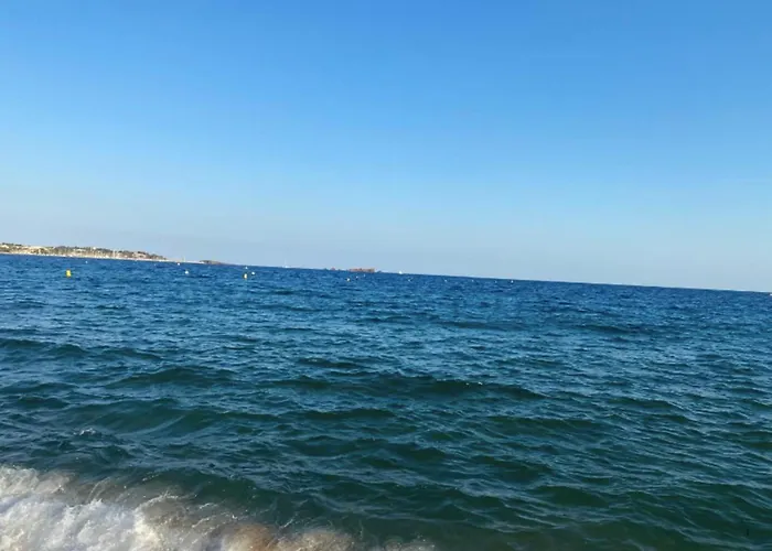 Beautiful Bright And Quiet 32 M Apartmán *